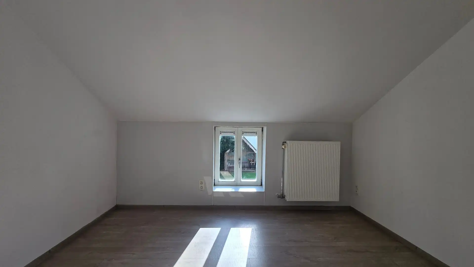 Compleet gerenoveerd appartement met 2 slaapkamers te Meerbeek foto 11