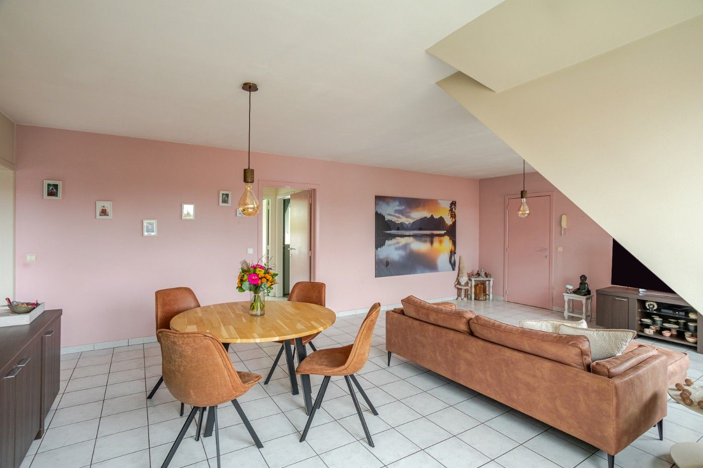 Gezellig, instapklaar dakappt. met 2 slpk. en ruim balkon foto 8