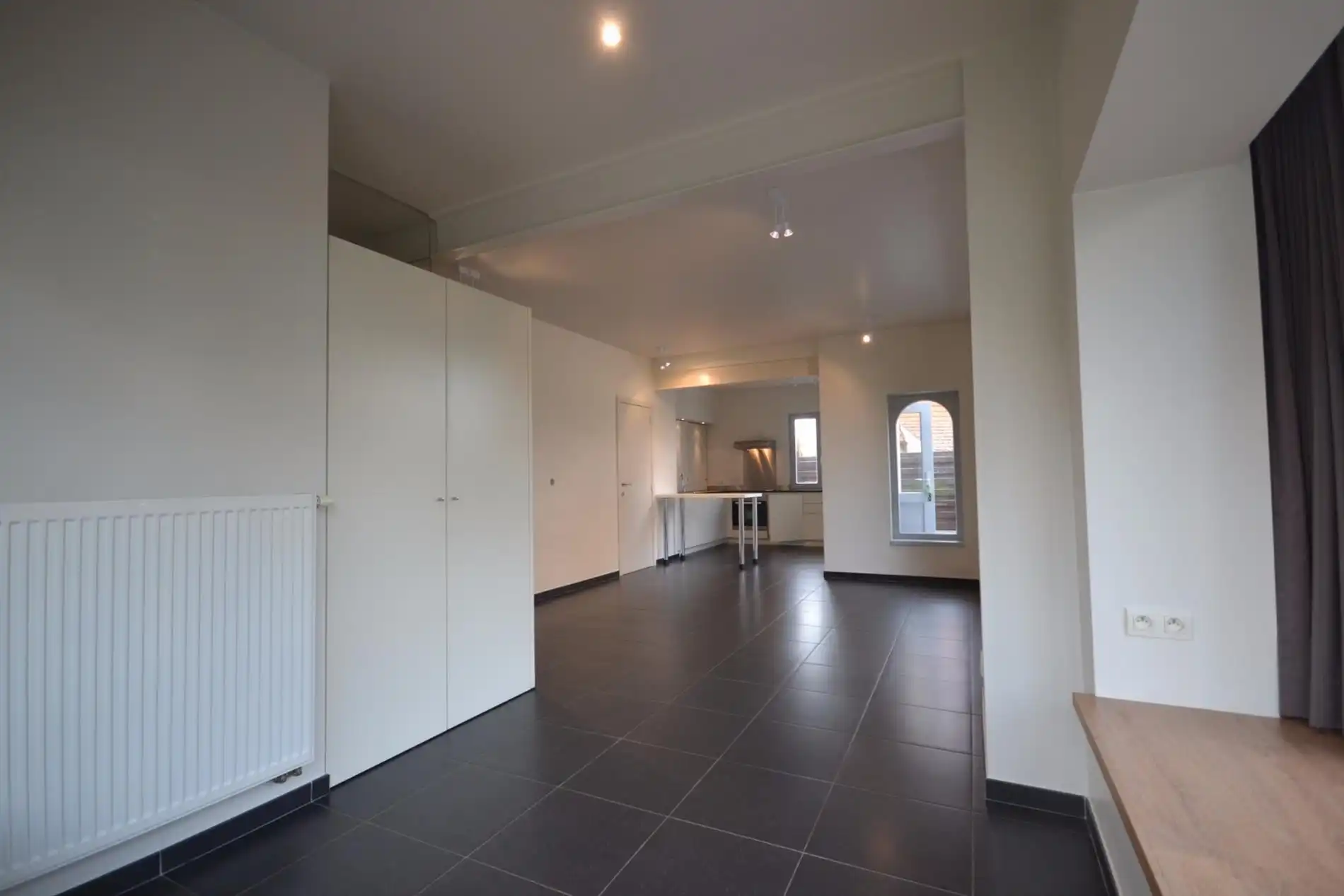 Prachtige moderne hoekwoning met terras, garage en 2 slaapkamers te Koksijde  foto 5