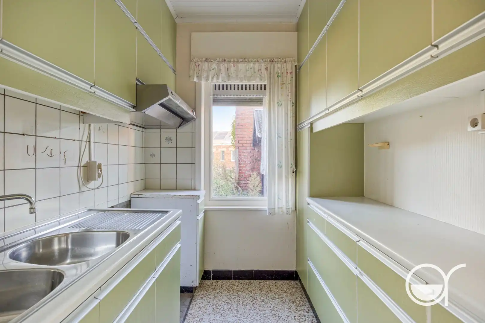 Te renoveren villa in Zwijnaarde foto 7