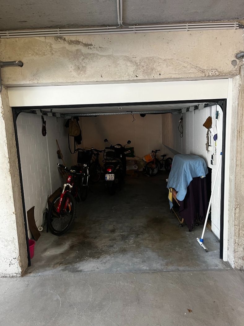 Garage te koop vlakbij zee foto 3