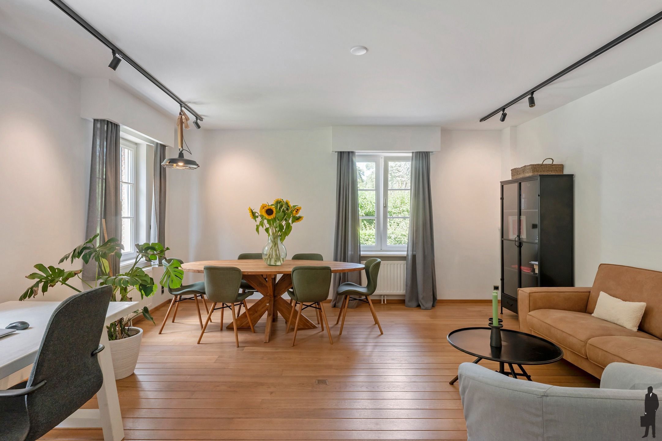 In de residentiële villawijk, De Meersebergen nabij Breda klassieke herenhuis op ca. 2135 m² met uitzicht op "Markdal". foto 6