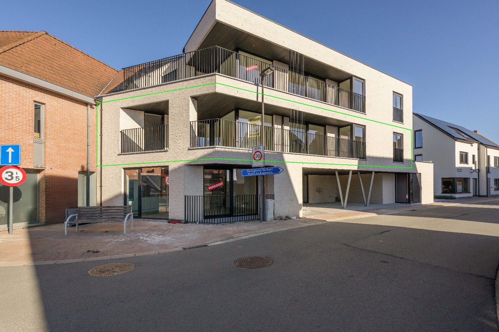 TOPLOCATIE | APPARTEMENT MET RUIM TERRAS | 2 SLPKS | STAANPLAATS foto 14