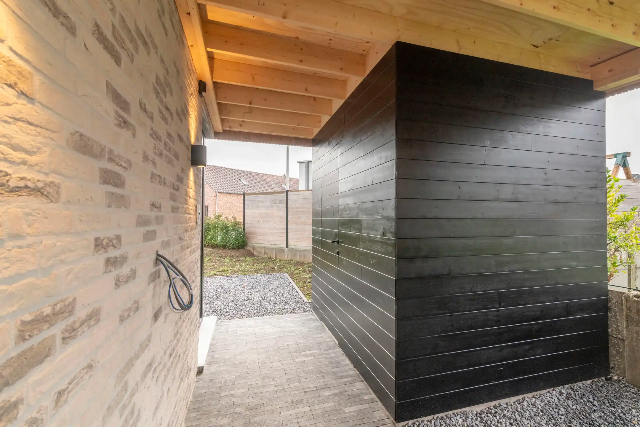 Instapklaar appartement met tuin en carport op toplocatie foto 28