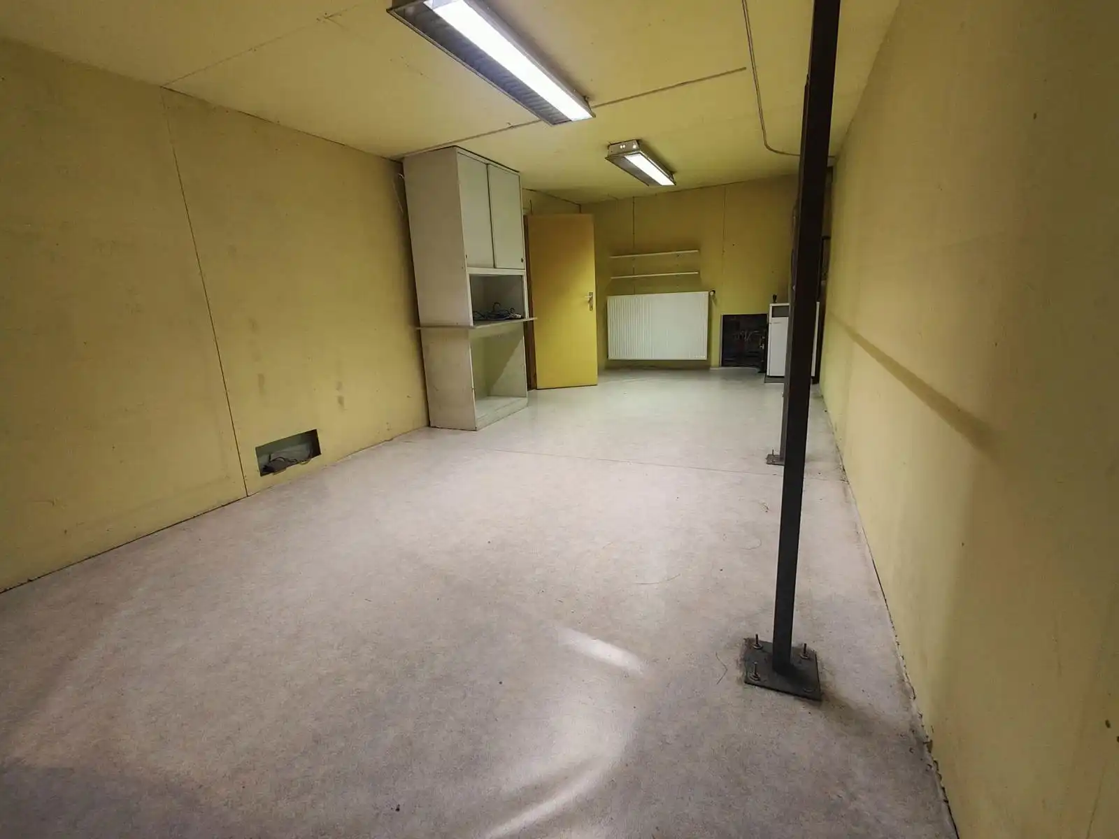 Handelsruimte op toplocatie in hartje Temse foto 6