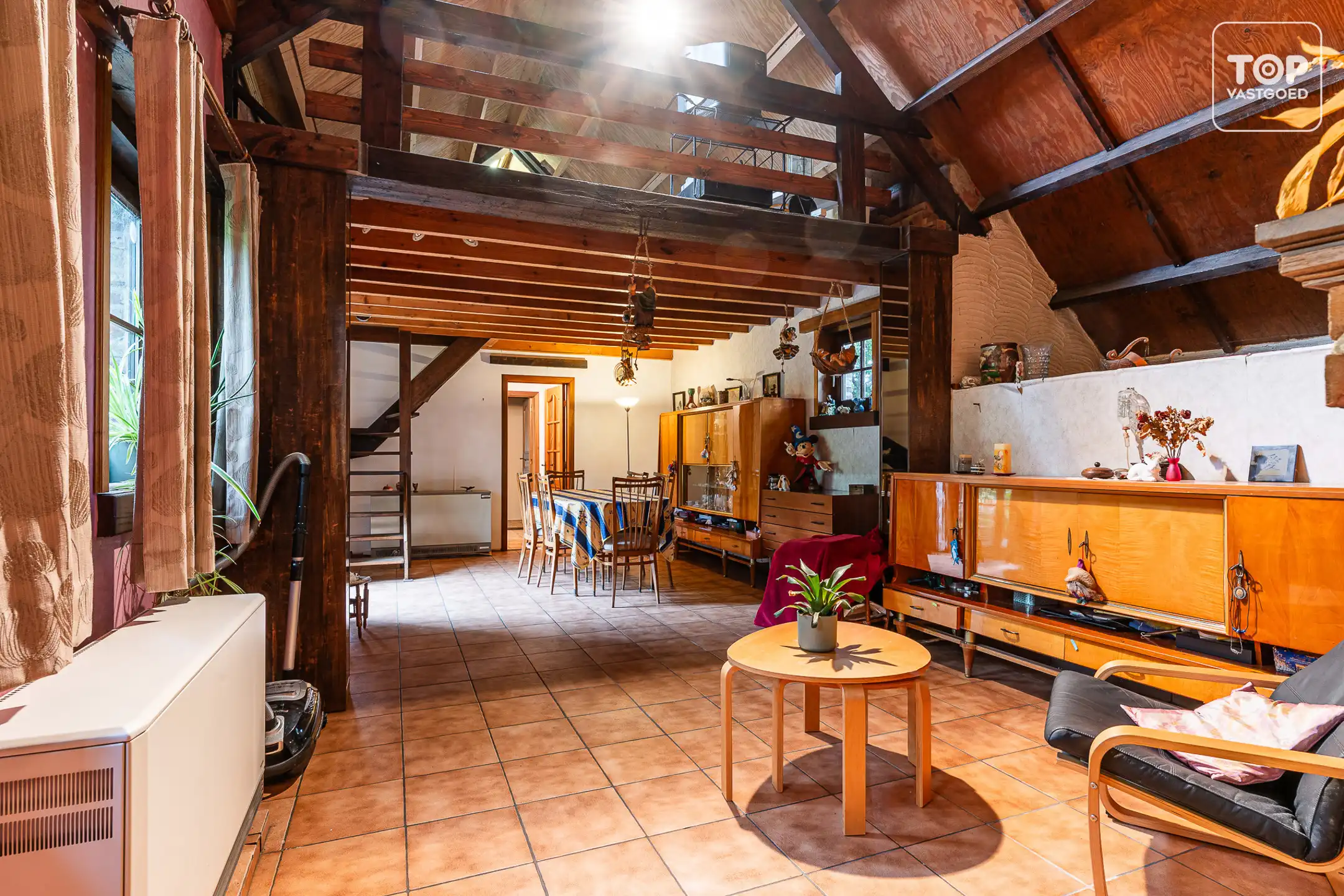 Karaktervolle hoevewoning met ruime groene tuin foto 5
