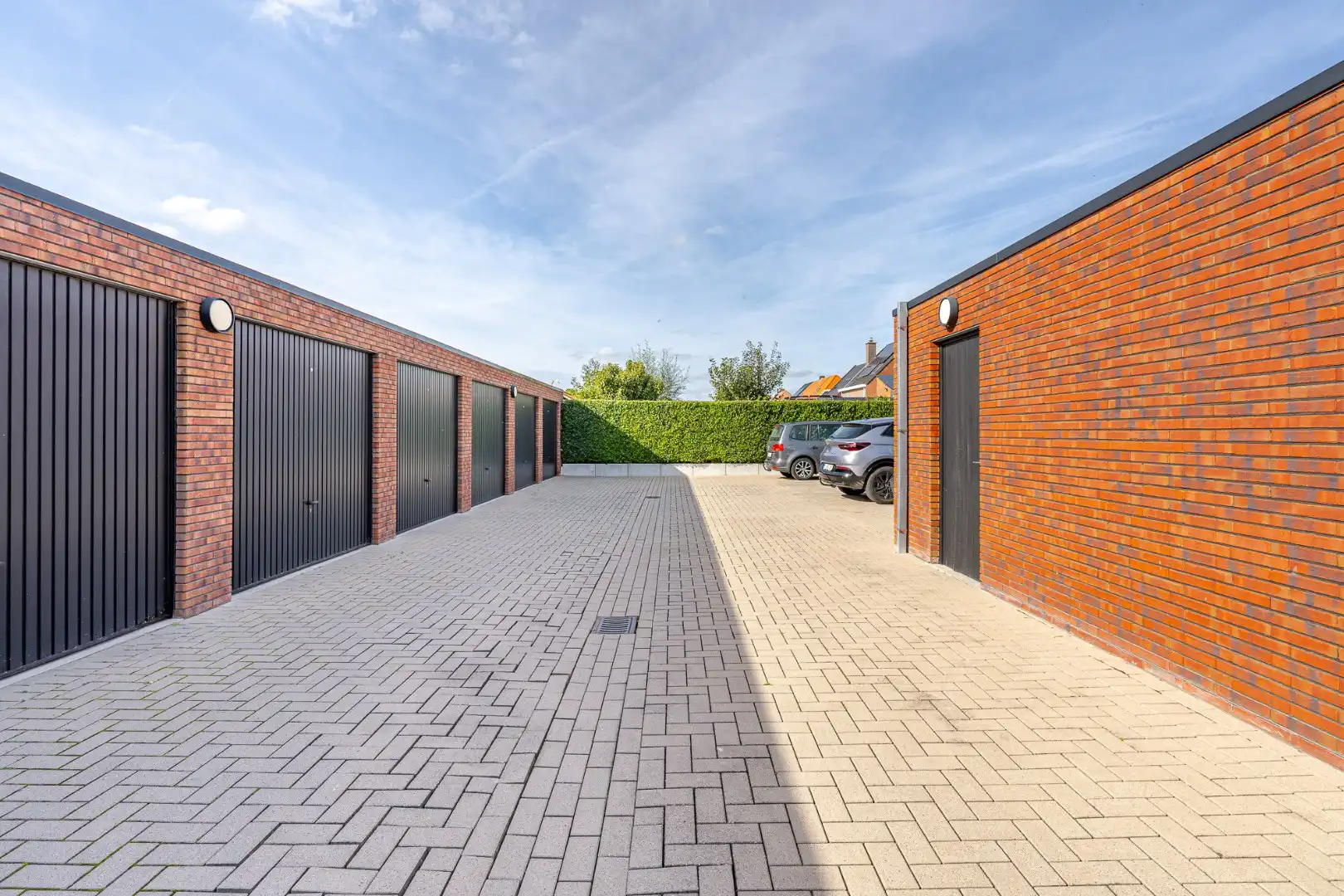 Instapklaar duplex-appartement met 3 slaapkamers, 2 terrassen en garage in Moorslede foto 17