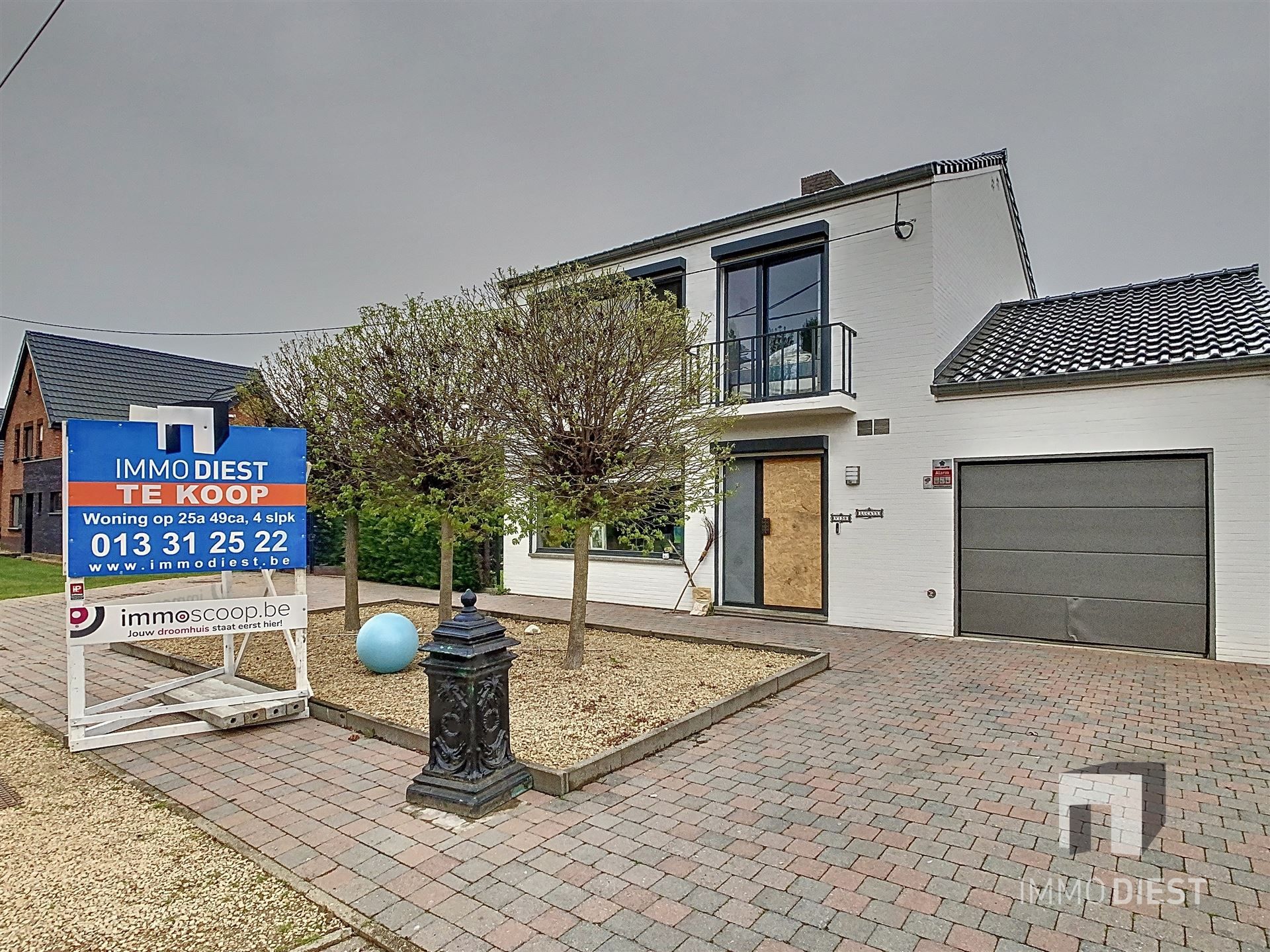 Hoofdfoto van de publicatie: Charmante woning op 25a 49ca