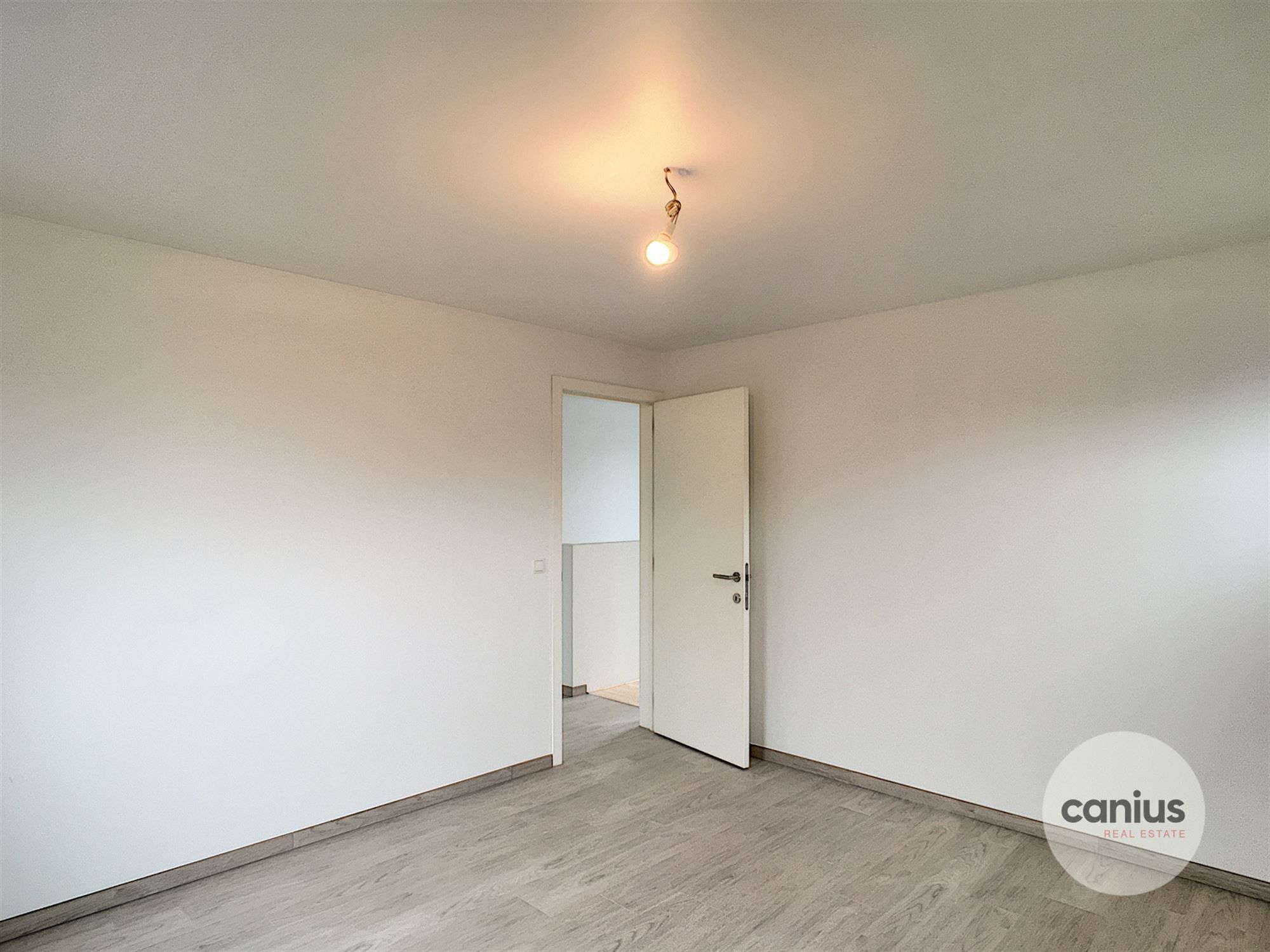 ENERGIEZUINIGE OB NABIJ HET CENTRUM VAN MAASEIK foto 9