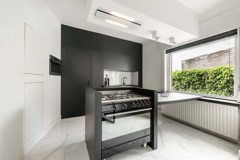 ✨ Karaktervolle herenwoning met tuin, garage en tal van mogelijkheden in hartje Vichte ✨ foto 9