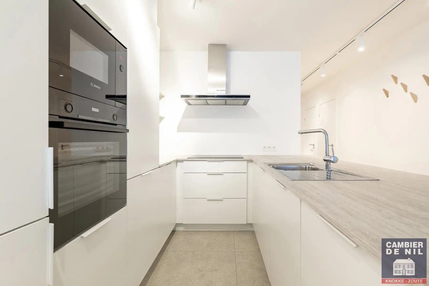 Recent gerenoveerd en gemeubeld appartement  in het hart van Knokke-Heist foto 10