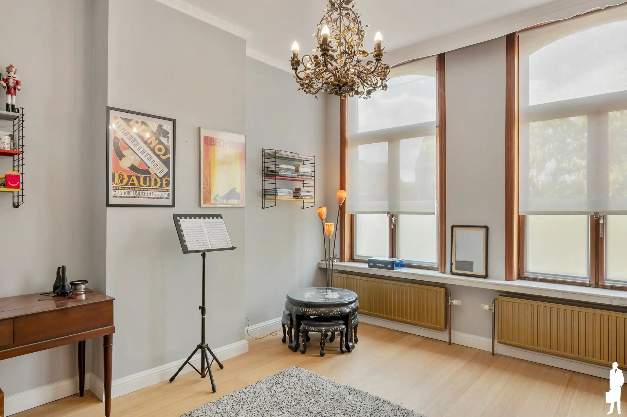 Karaktervolle woning met 6 slk, zwembad + atelier  foto 20