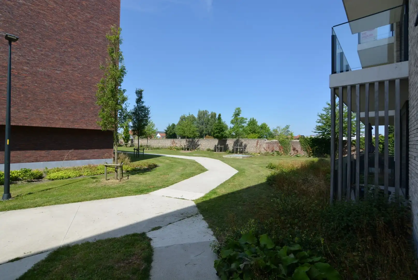 Modern, energiezuinig appartement met 2 slpks, terras, autostaanplaats en kelderberging. foto 22