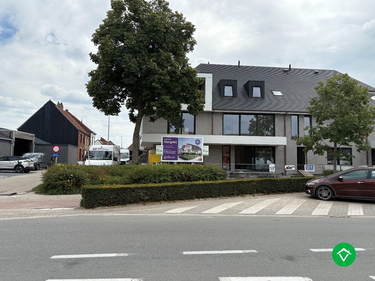Nieuwbouwappartement met 2 slaapkamers en 2 terrassen in centrum Koekelare  foto {{pictureIndex}}