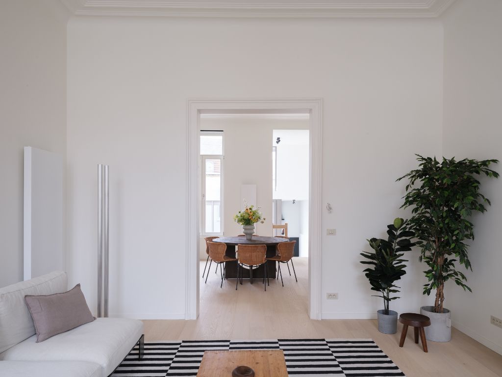 Luxueus appartement met groot volume en terras op toplocatie aan de Sint-Michielskerk foto 7