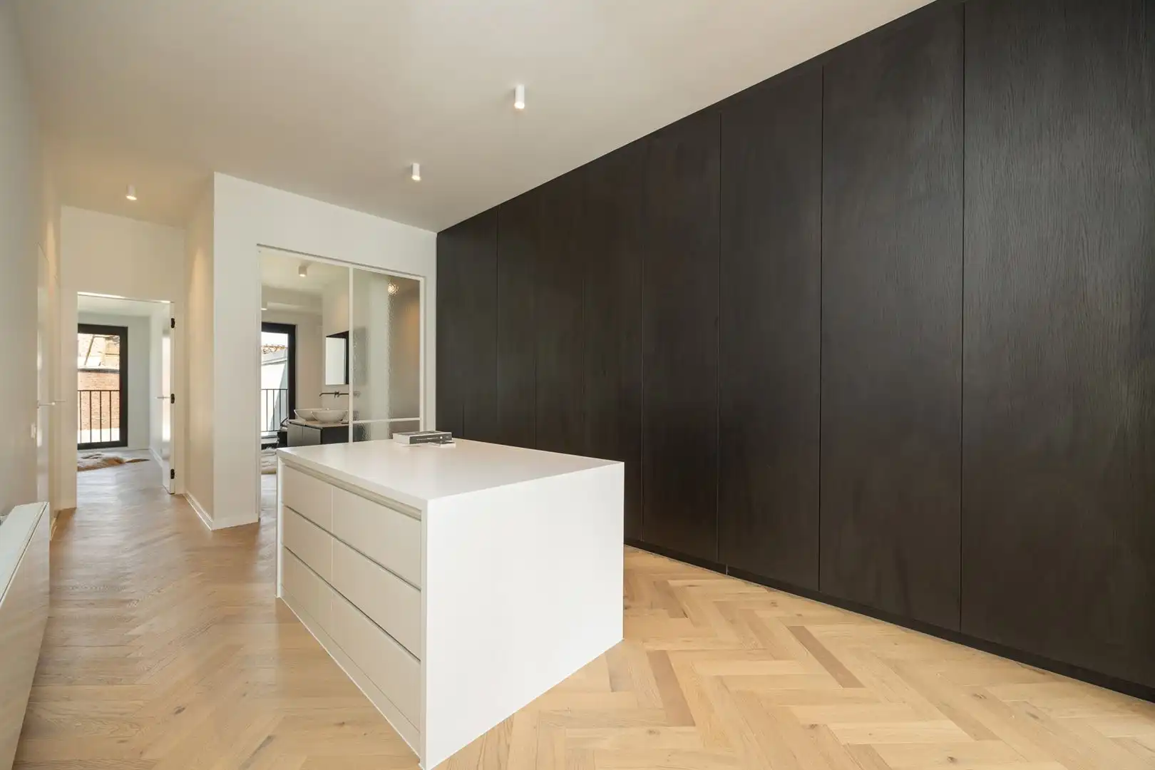 Luxueuze gerenoveerde herenwoning op toplocatie foto 15