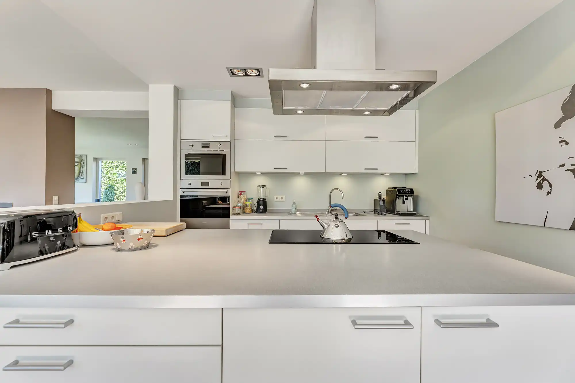 Instapklare, goed onderhouden villa op gunstige locatie foto 19