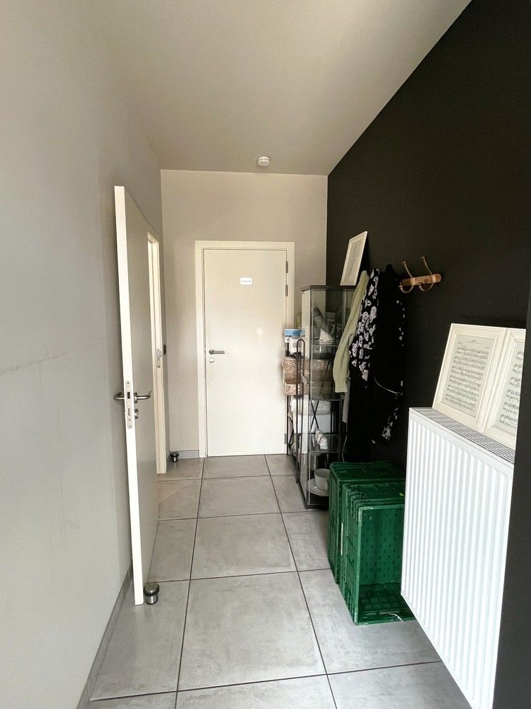 Handelspand met woonst op gunstige liggng foto 4