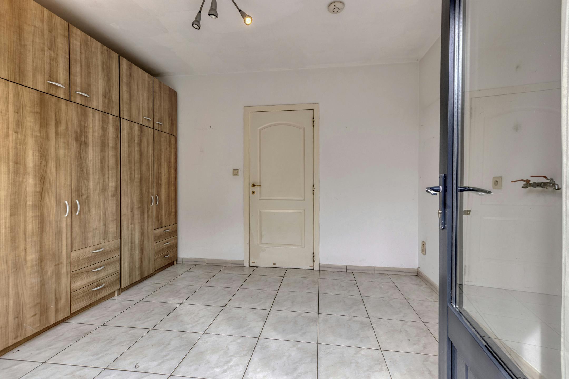 Opbrengsteigendom met 2 appartementen en hangaar te Lummen foto 19