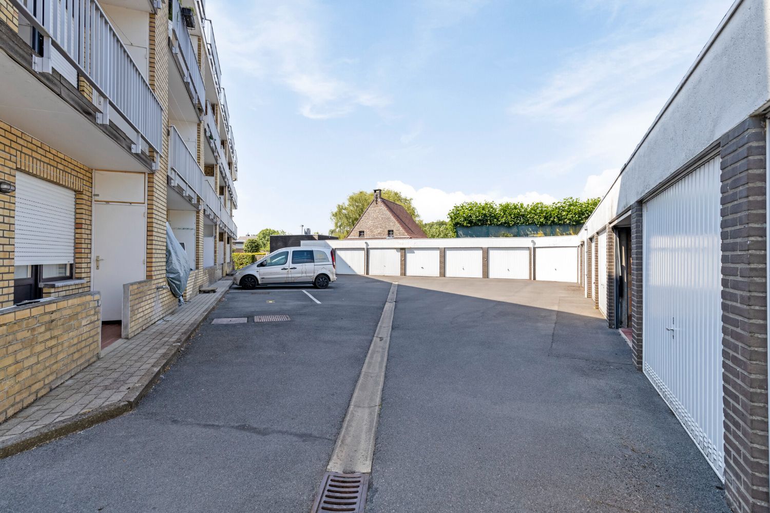 ZONNIG & INSTAPKLAAR HOEKAPPARTEMENT met 2 à 3 slaapkamers en GARAGEBOX foto 12