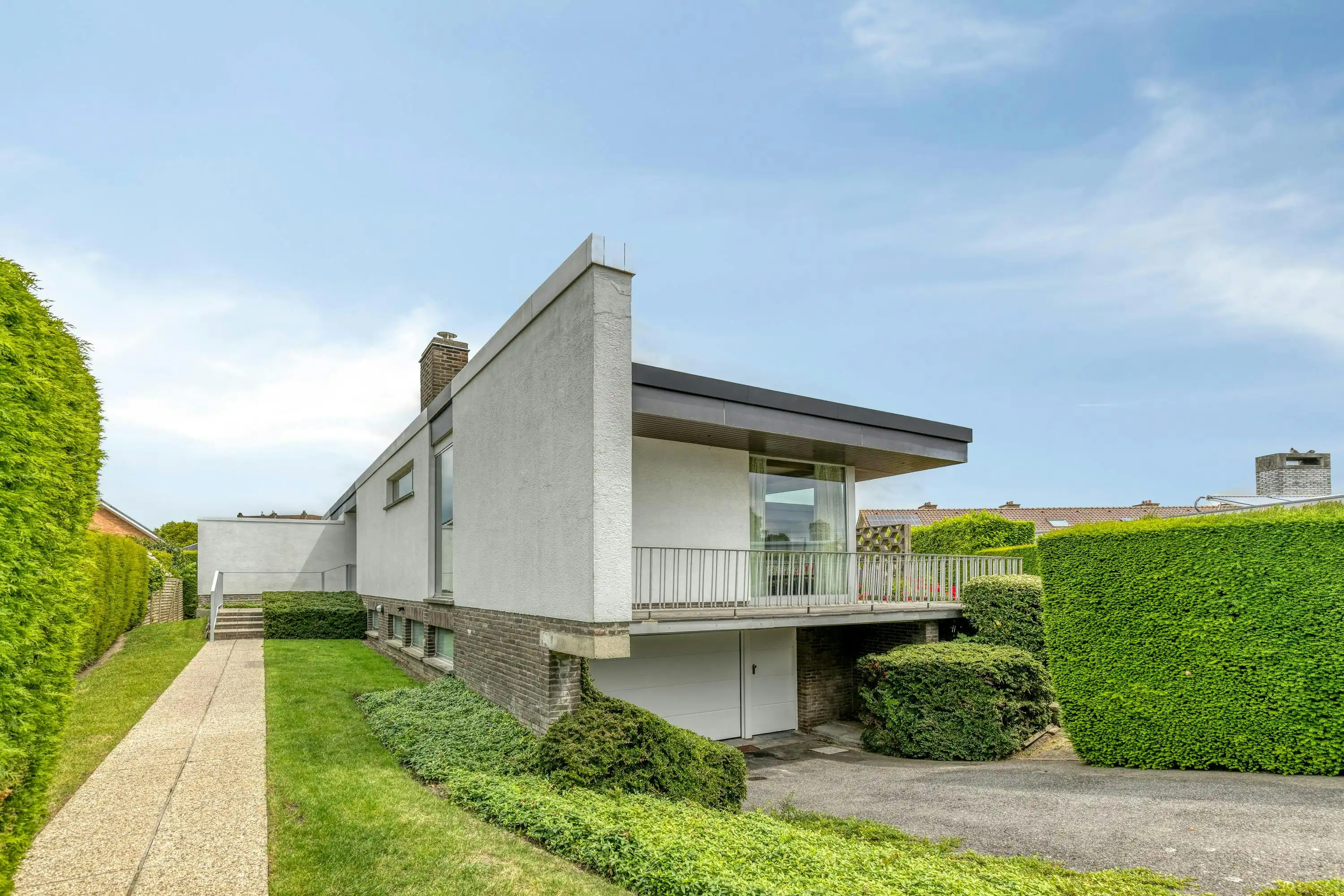 Stijlvol huis te koop in Veurne foto 2