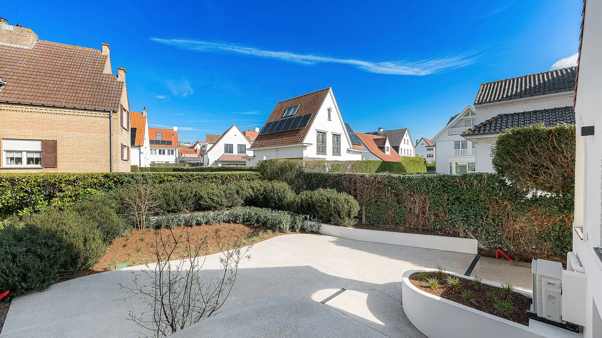 Luxe koppelvilla op toplocatie in Duinbergen – volledig gerenoveerd & instapklaar foto 36