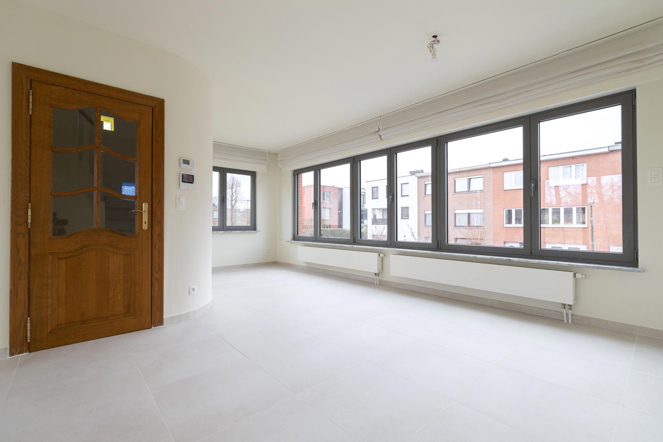 Gerenoveerde woning in een rustige straat foto 4