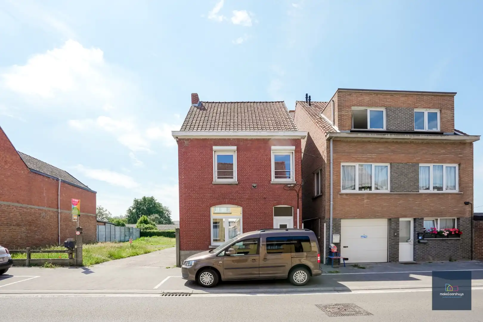 Te renoveren woning met 3 slpk en tuin te Overmere foto 2