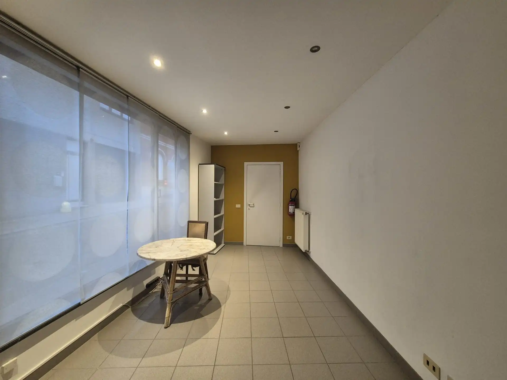 Handelspand te huur op topligging in Wetteren. foto 11