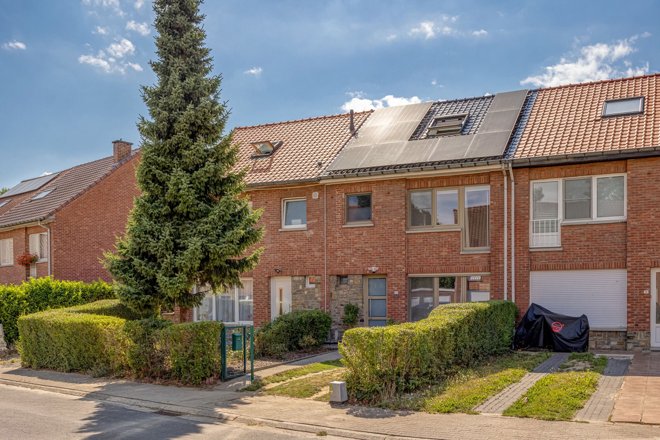 Instapklare woning in rustige wijk in Grimbergen foto {{pictureIndex}}