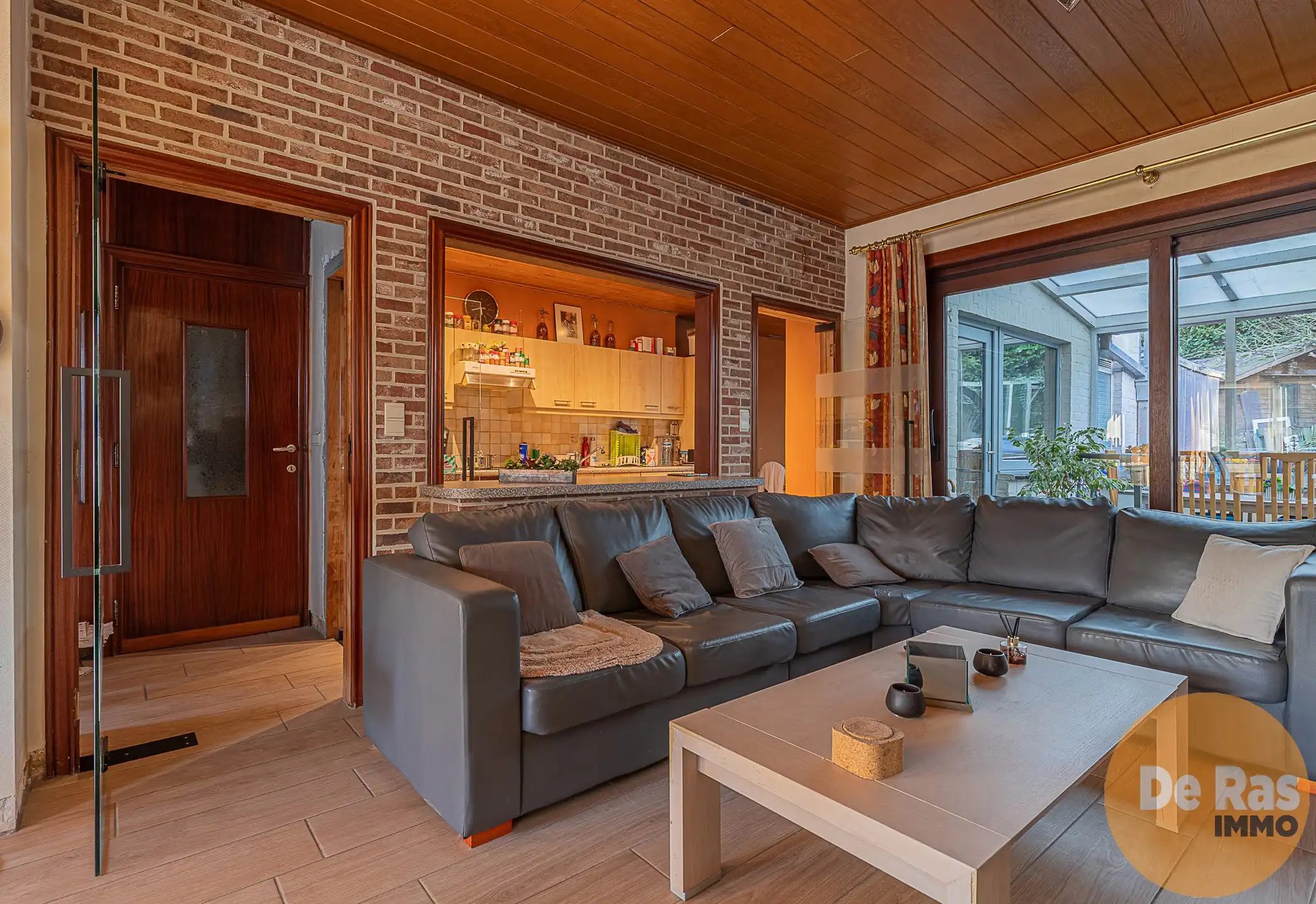 AAIGEM - Gezinswoning met 4 slk,tuin en garage op topligging foto 3