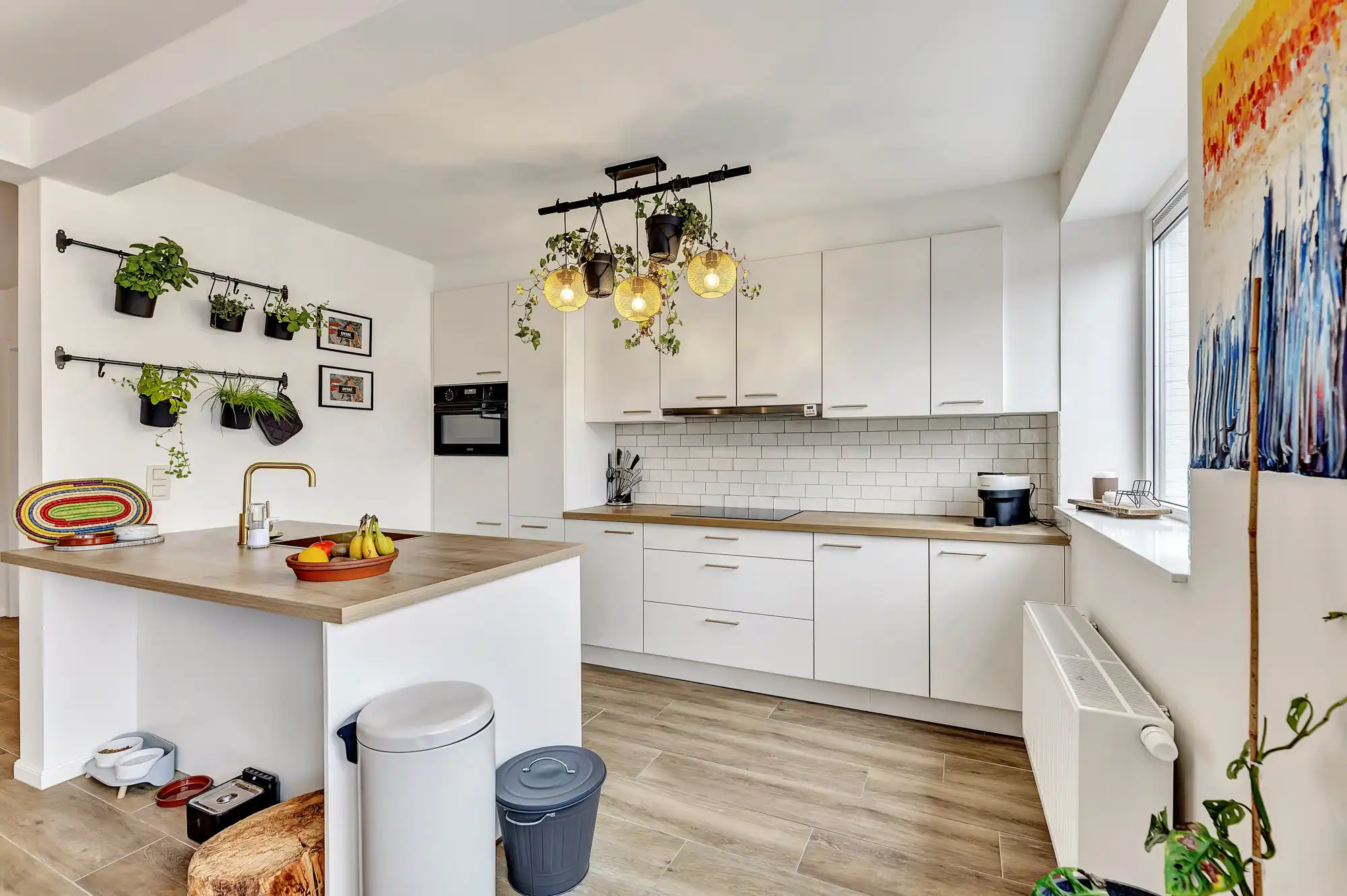 Energiezuinig, lichtrijk twee slpk appartement met garage foto 11