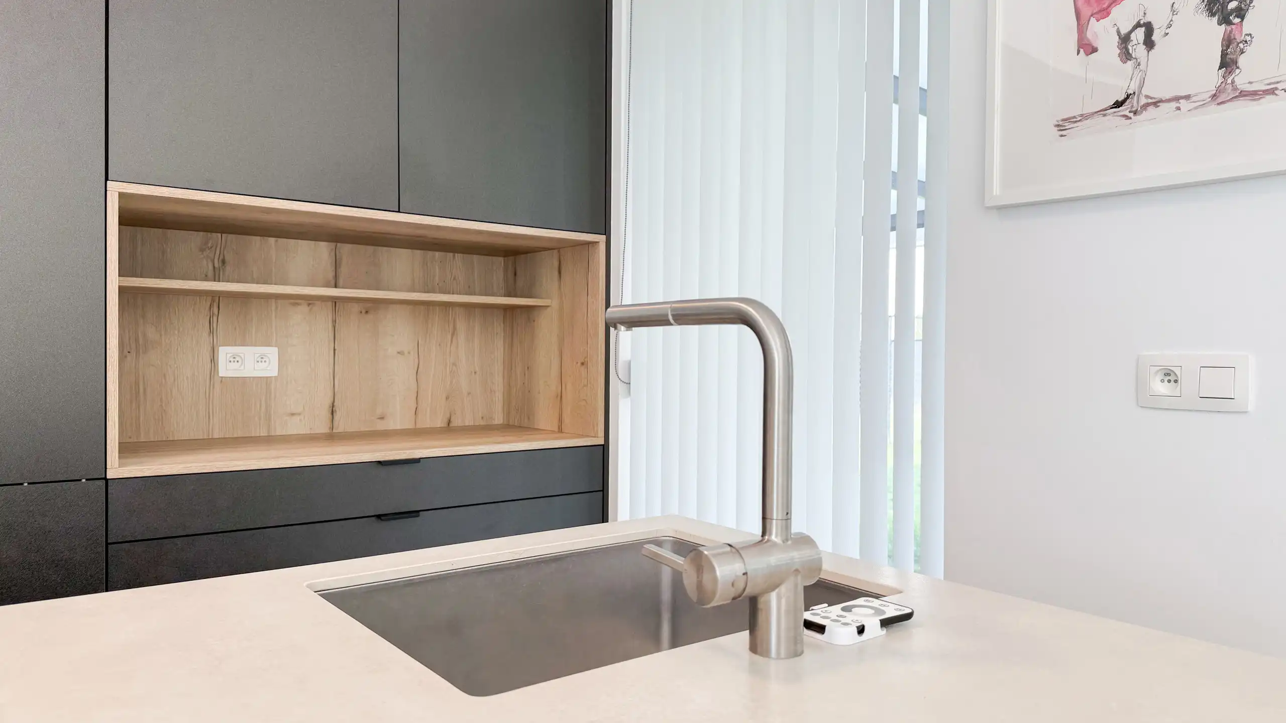 Instapklare energiezuinige woning (2020) met tuin en carport foto 13