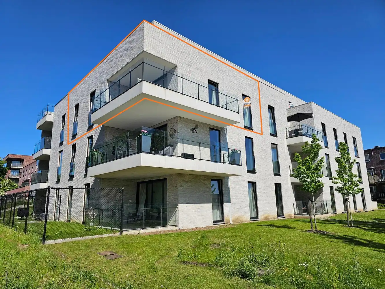 Appartement te huur foto {{pictureIndex}}