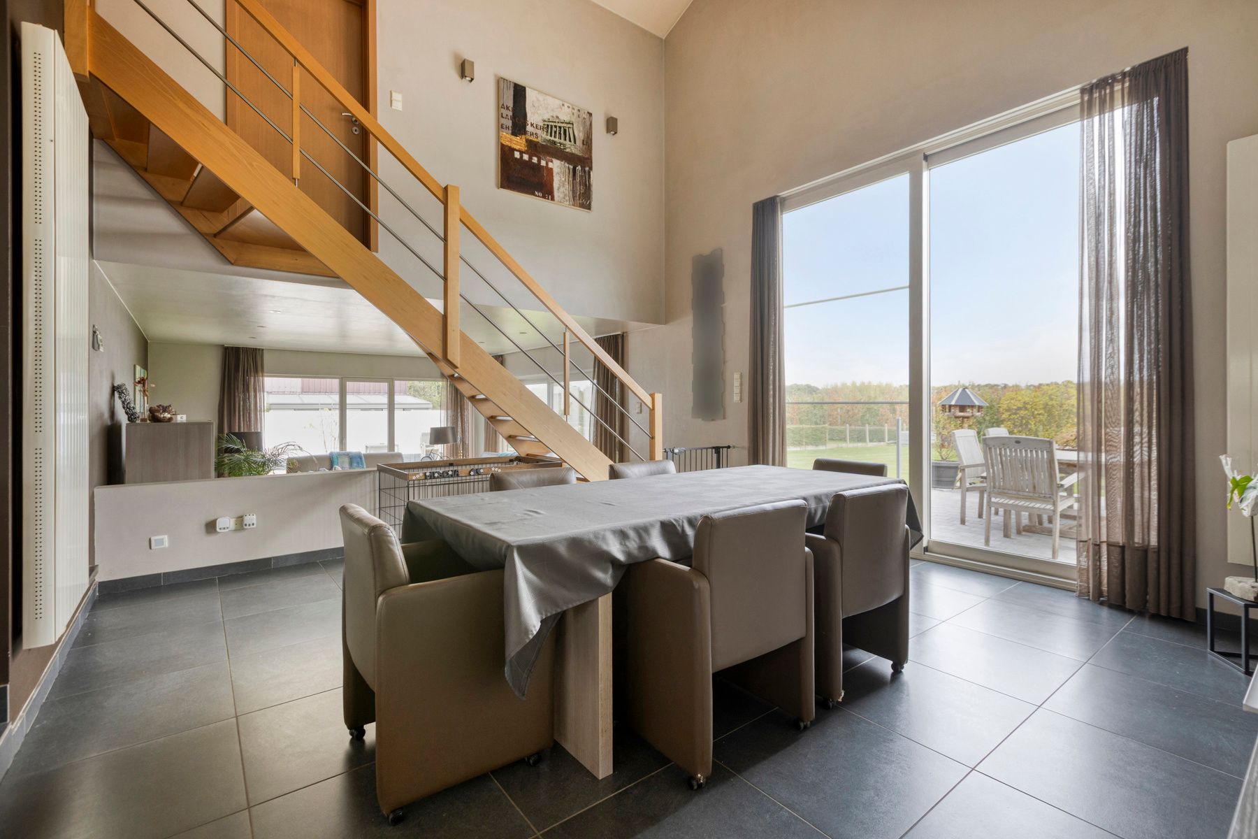 Huis met opslag, ruime tuin en mog. tot kangeroe/zorgwoning foto 8