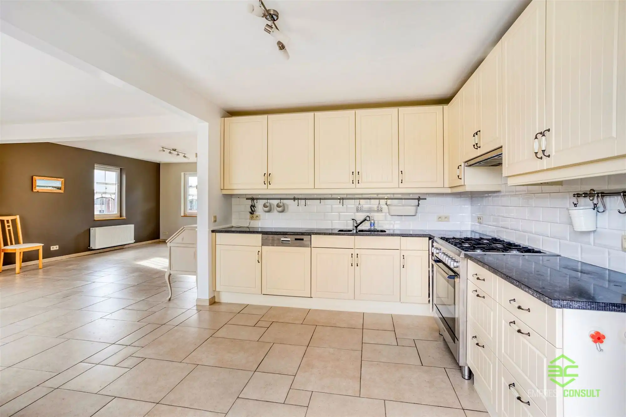 Ruime, energiezuinige woning met 5slpk en 3 badk te Hoeleden! foto 25