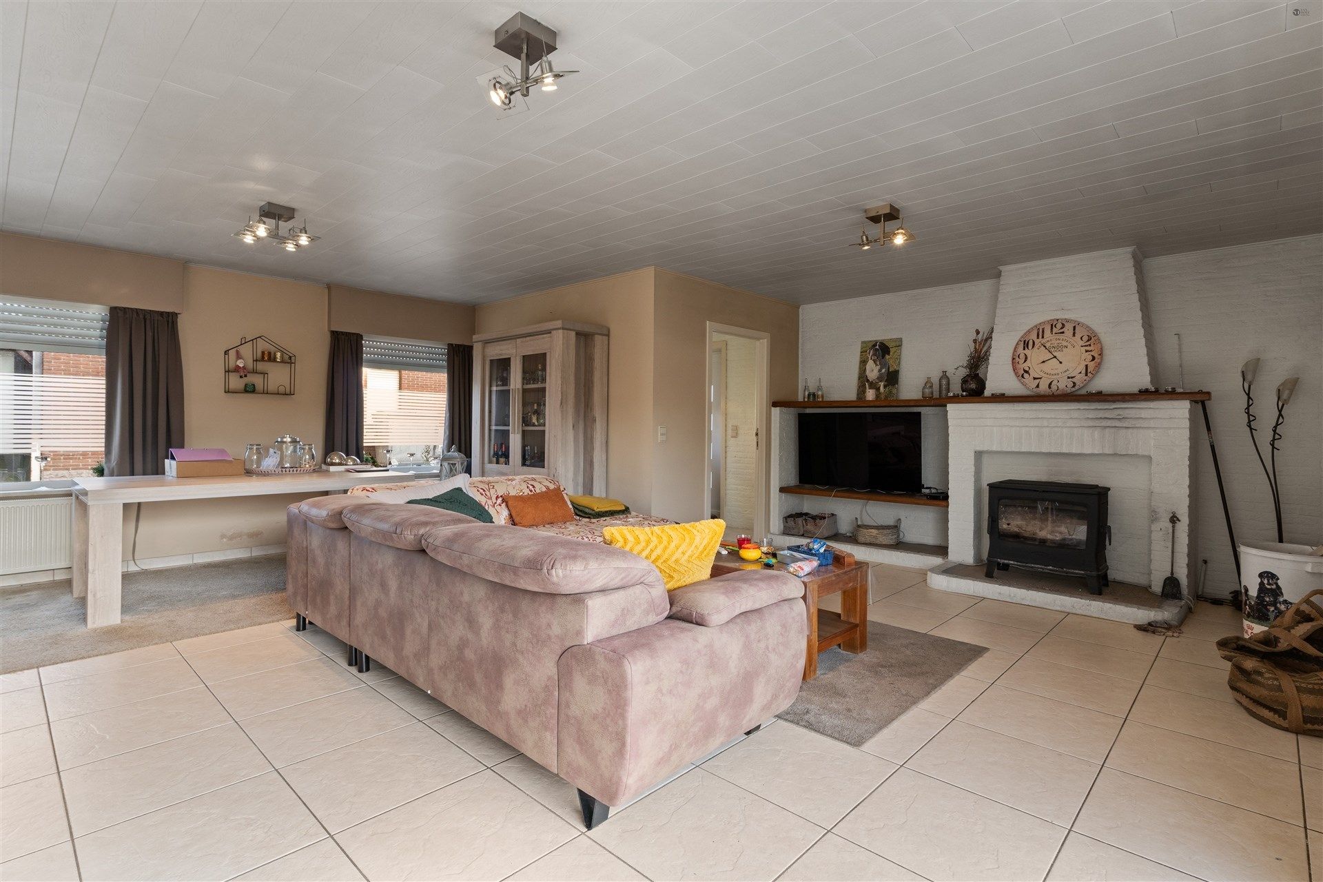 Grote grond met 2 woningen en magazijn van 700m² foto 14