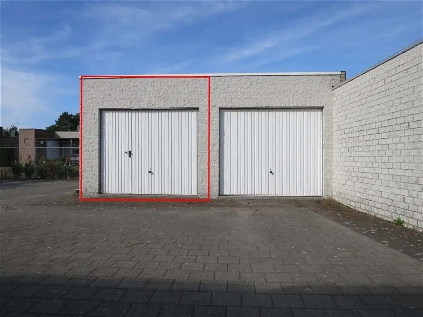 Gelijkvloerse handels/kantoorruimte,veel parkeergelegenheid. foto 15