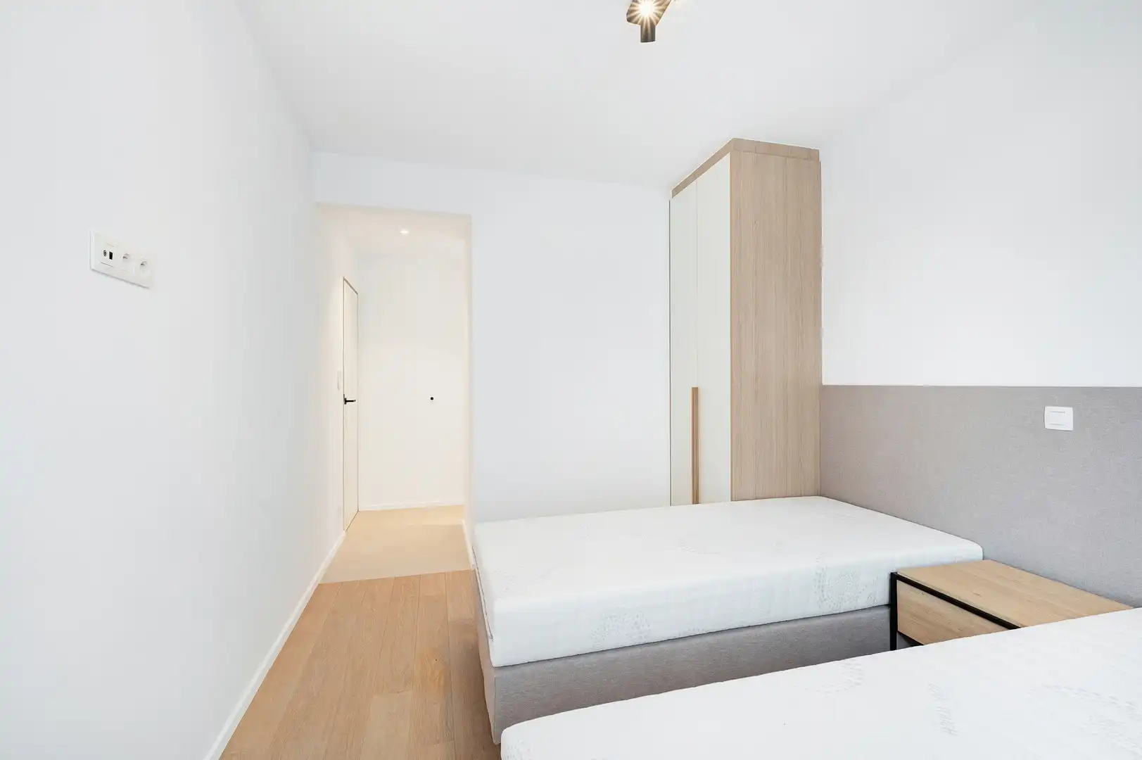 Zonnige penthouse met 3 slaapkamers en open zicht, nabij de Dumortierlaan. foto 20