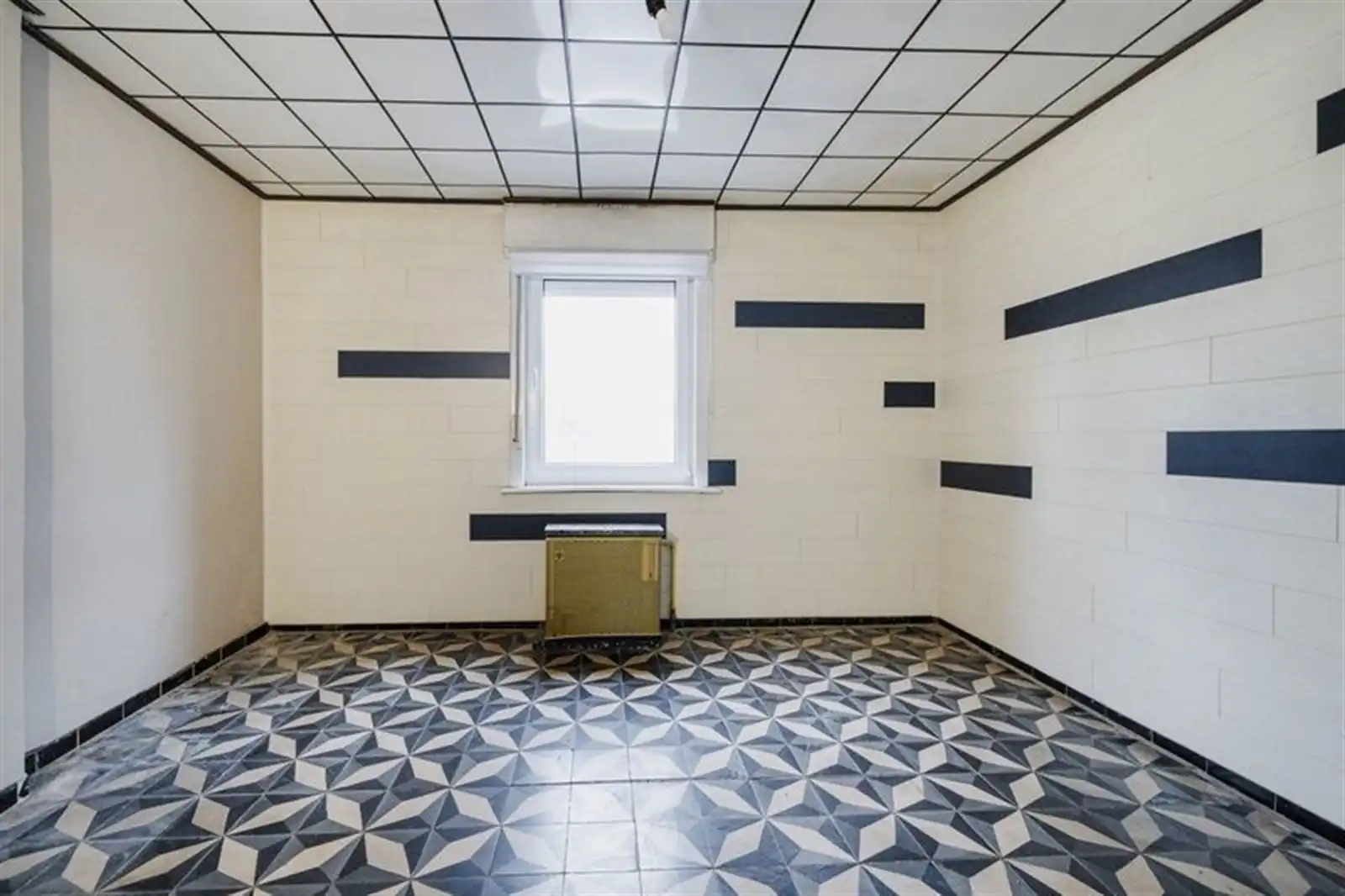 Woning met tuin en weiden foto 4