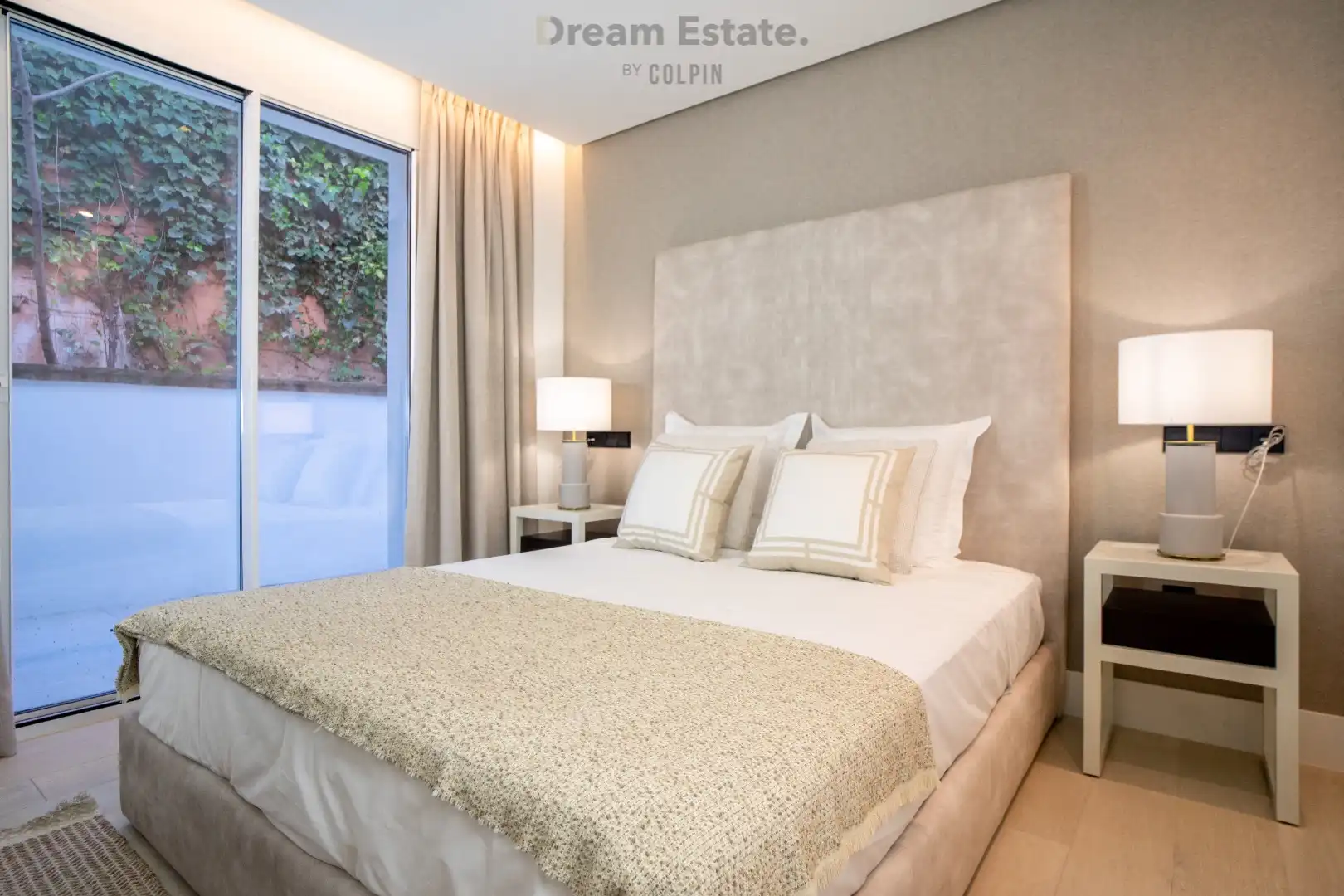 Villa La Concha is gelegen in de omgeving van Las Brisas Golf, Nueva Andalucia, Marbella. foto 26