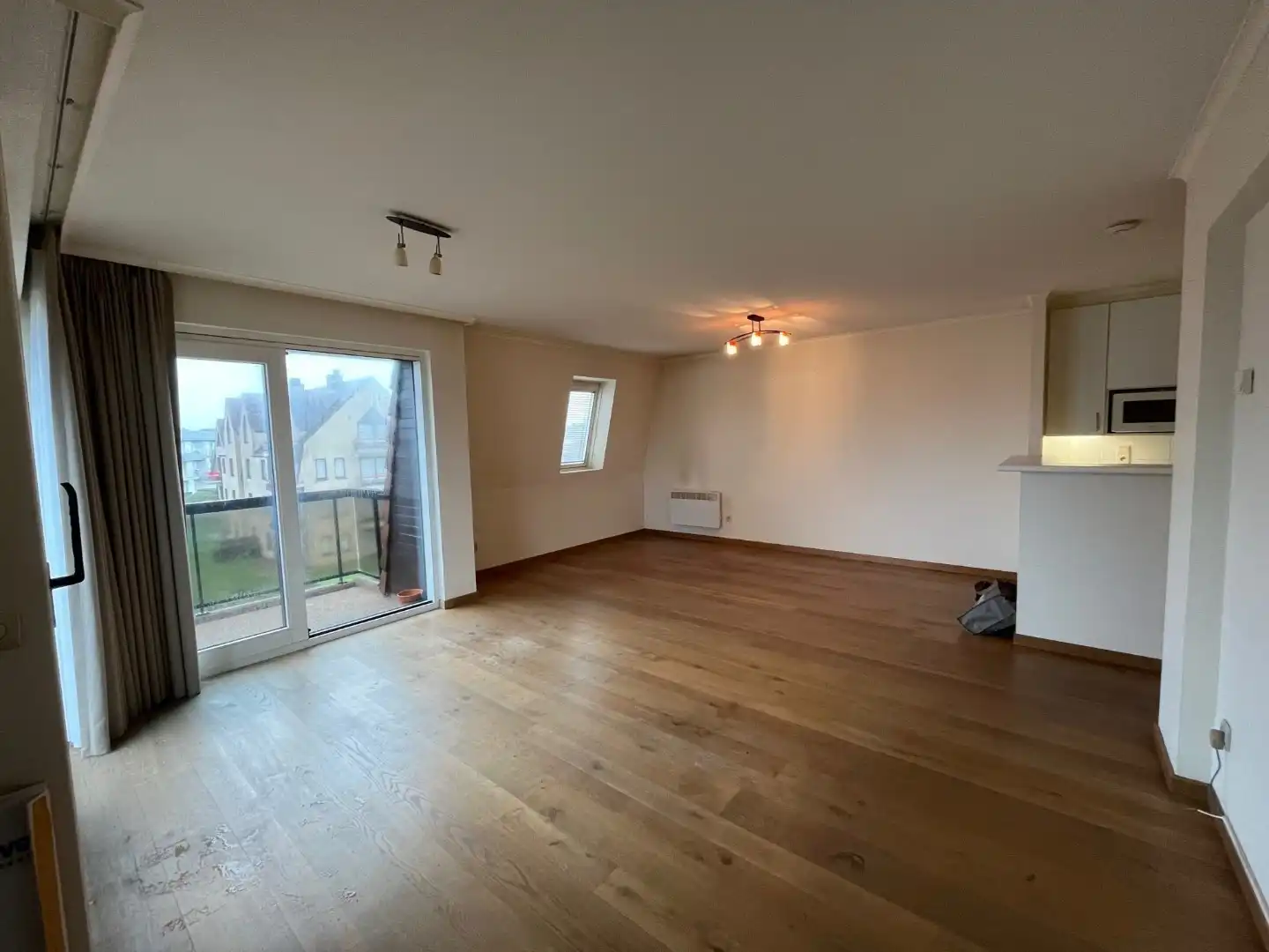 Verzorgd 2-slpk-app. nabij St-Idisbald + zonnig terras met lateraal zeezicht  foto 6