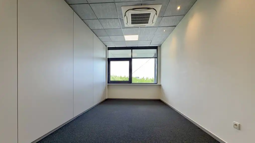 Duplexkantoor te huur in Dionysius KMO center in Sint-Denijs-Westrem foto 15