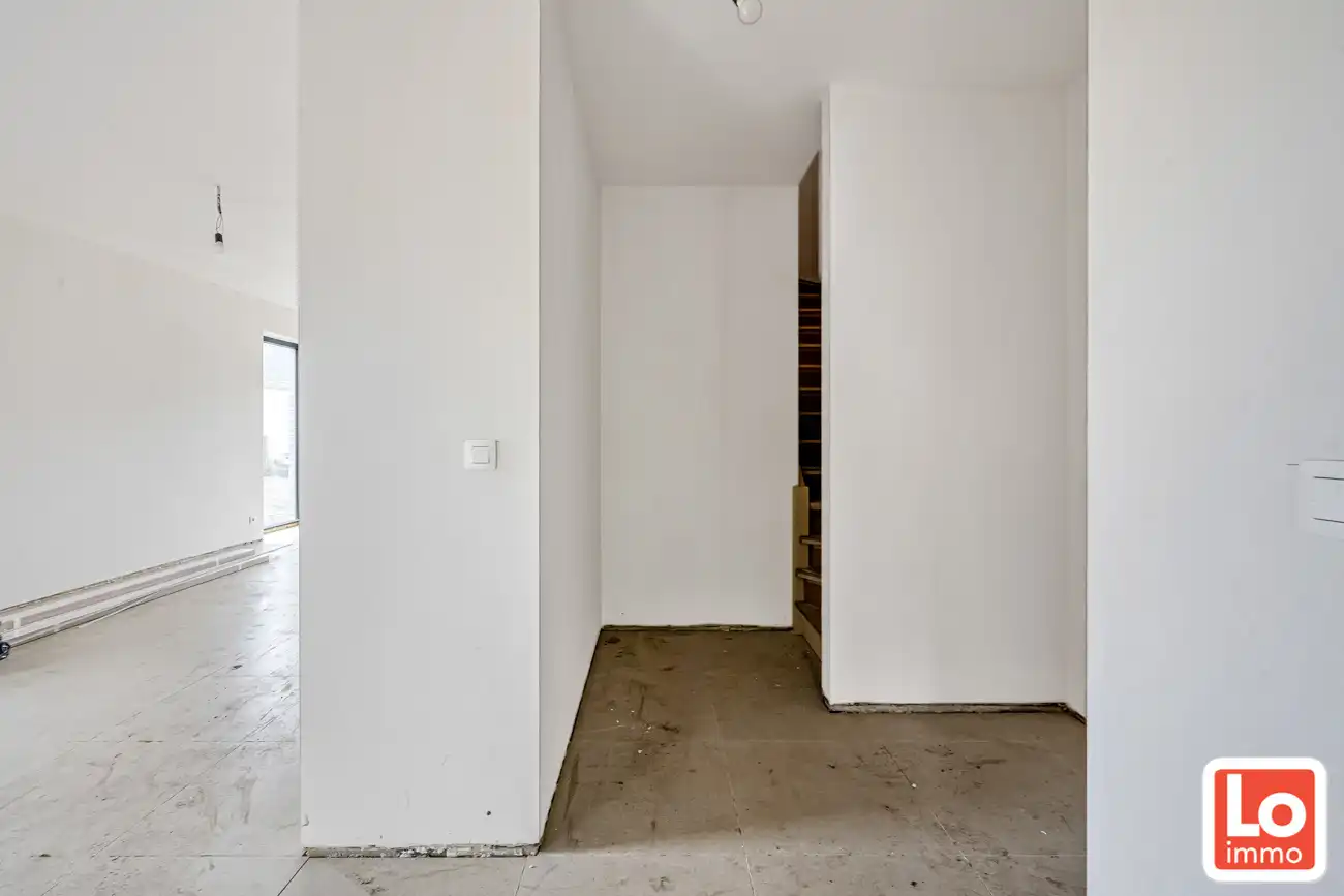 Prachtige nieuwbouwwoning met 3/4 slpks op topligging in een doodlopende straat! foto 10