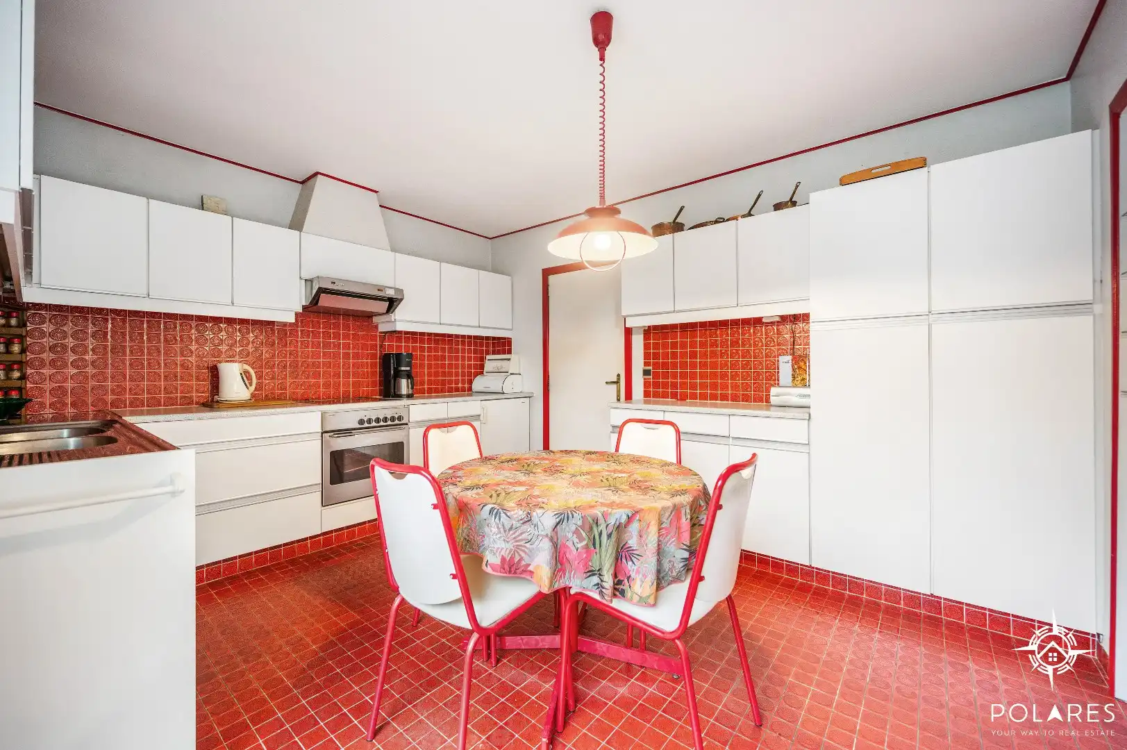Vrijstaande woning met uitzonderlijk potentieel in Linden foto 8