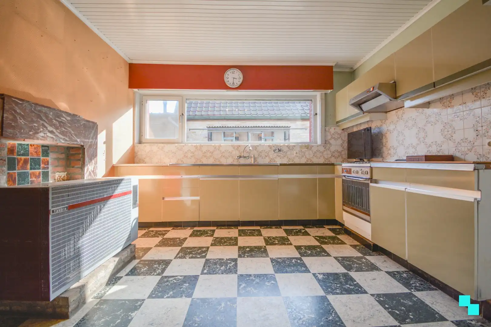 Gelijkvloerse woning met veel potentieel te Hooglede foto 7