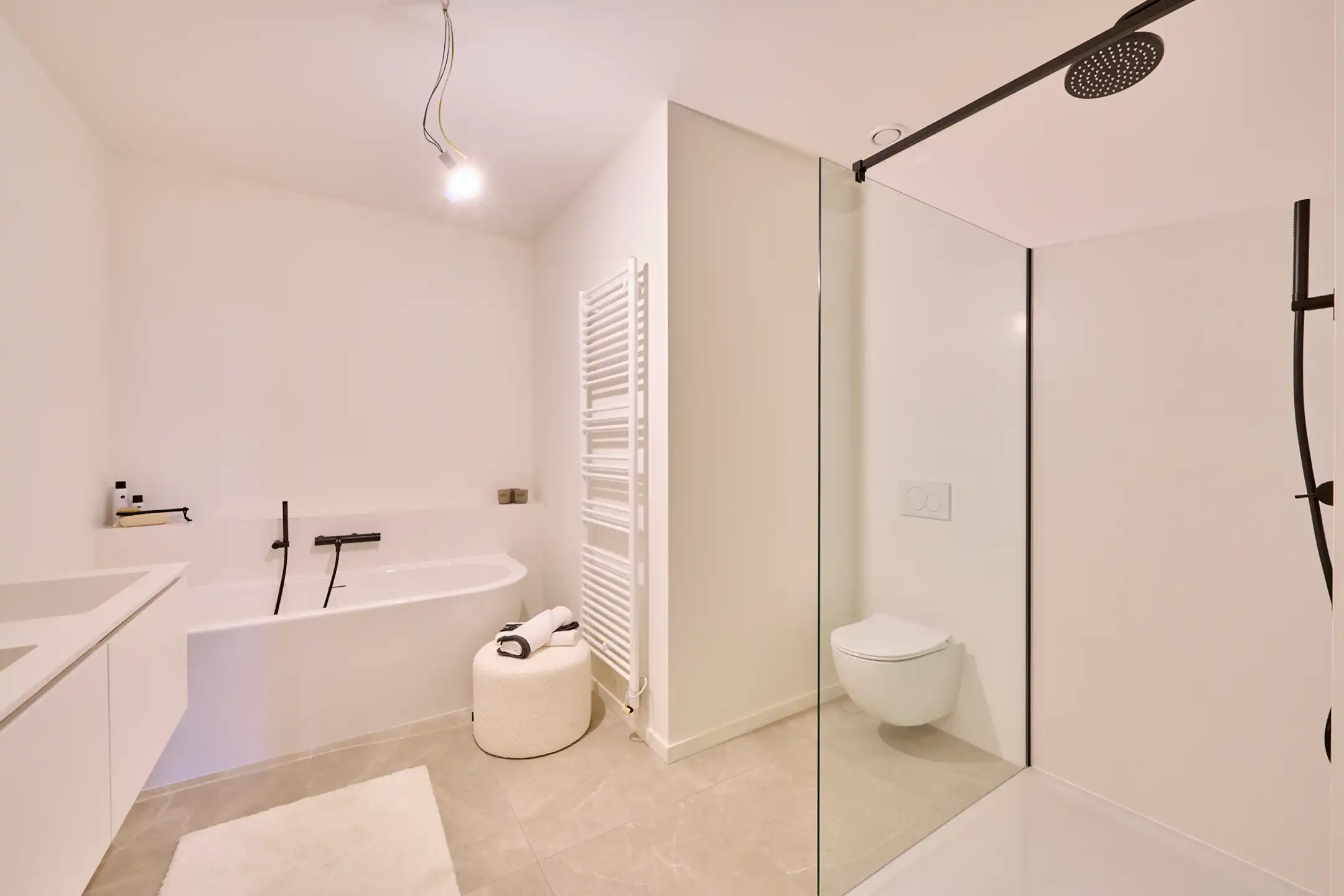 APPARTEMENT MET WINTERTUIN, 138m², 2 SLAAPKAMERS 2 BADKAMERS foto 11