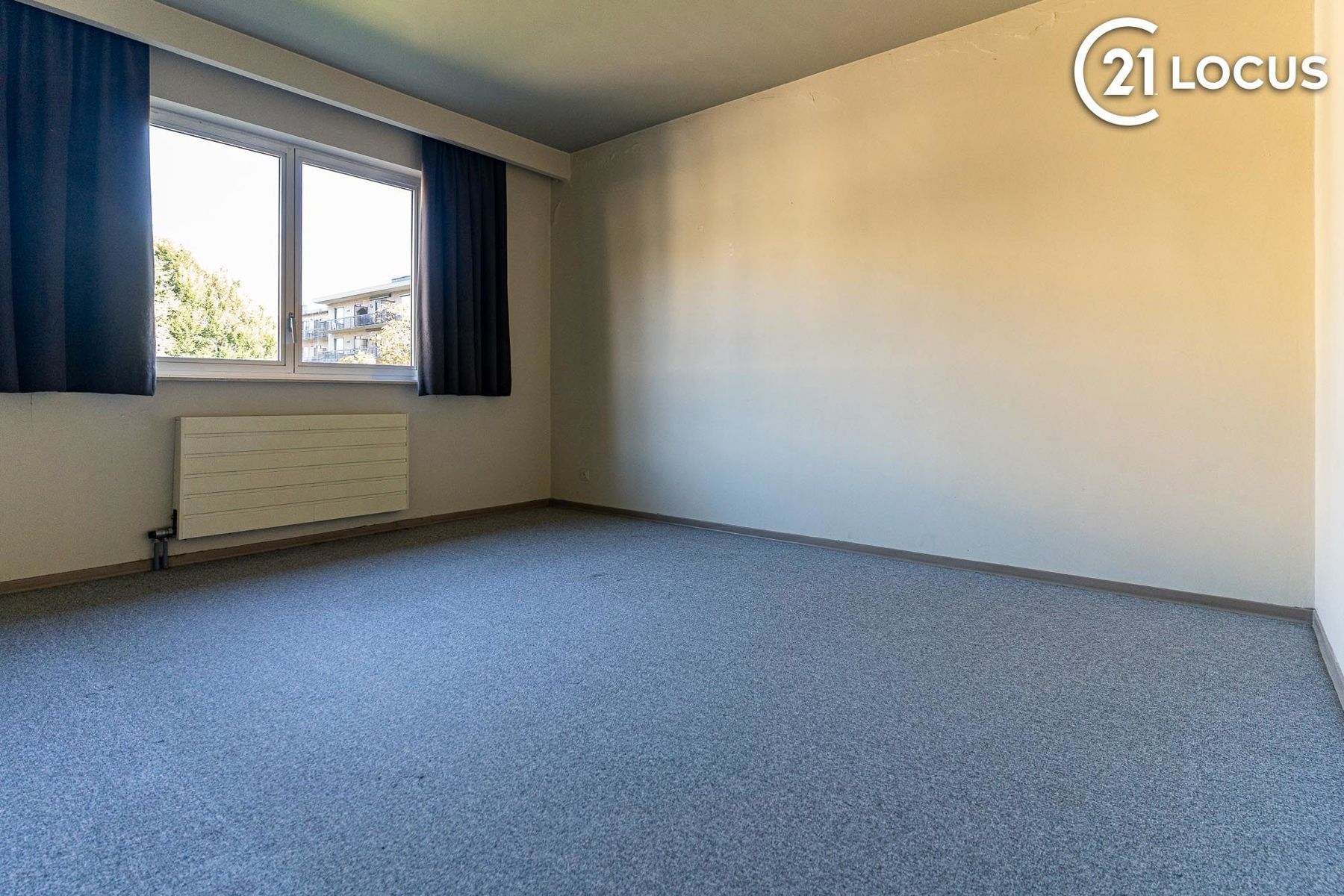 Ruim Appartement te koop in hartje Beveren bij het station foto 7