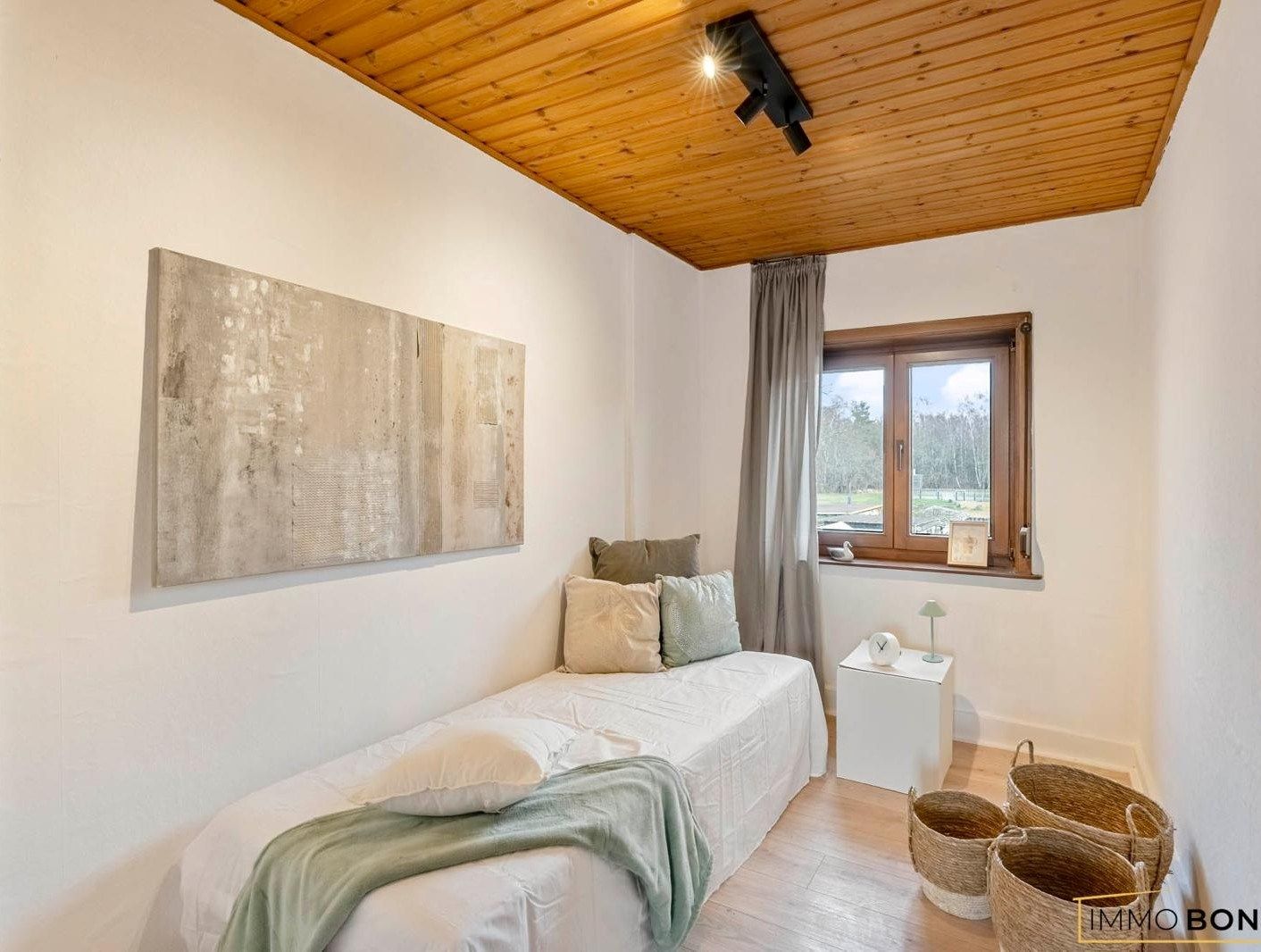 Instapklare gezinswoning met 3 slaapkamers, tuin en garage te Genk foto 13