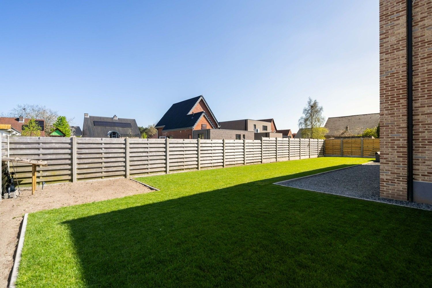 Prachtig luxueuze villa met hoogwaardige materialen in een doodlopende straat te Achel foto 40